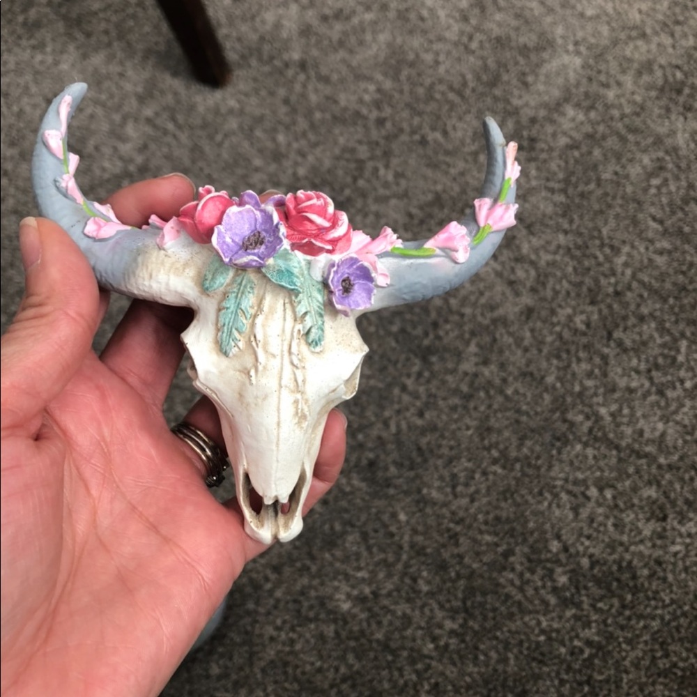 Decor pink is xs green is small